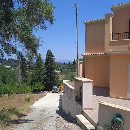 Ligeris House 1 In Agioi Deka * Agioi Deka (Corfu)