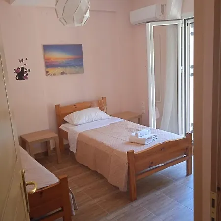 בית נופש Ligeris House 1 In Agioi Deka (Corfu)