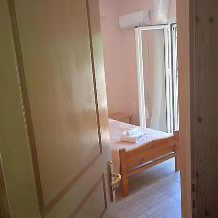 Ligeris House 1 In Agioi Deka *