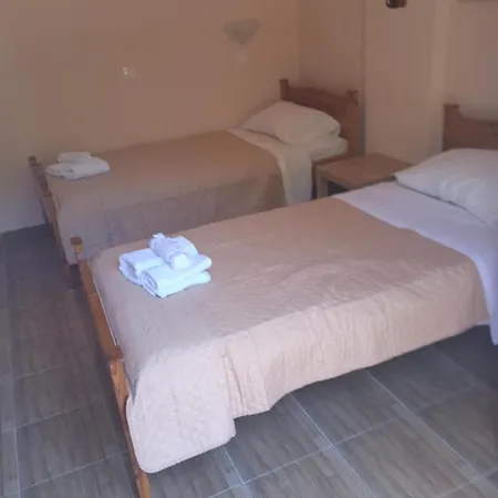 Ligeris House 1 In Agioi Deka Holiday home *